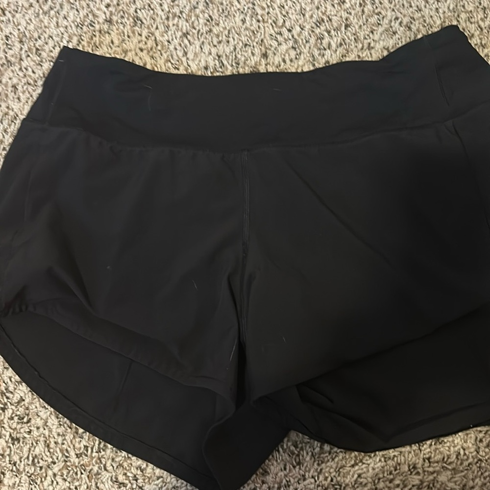 lululemon hotty hot shorts
